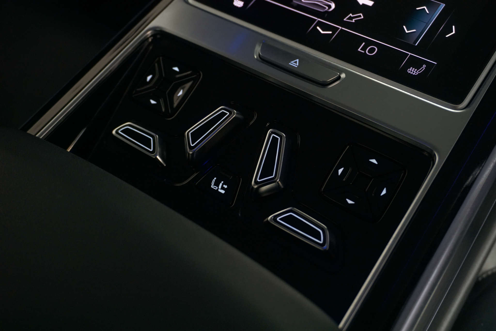 Audi A8 3L Null Black #19