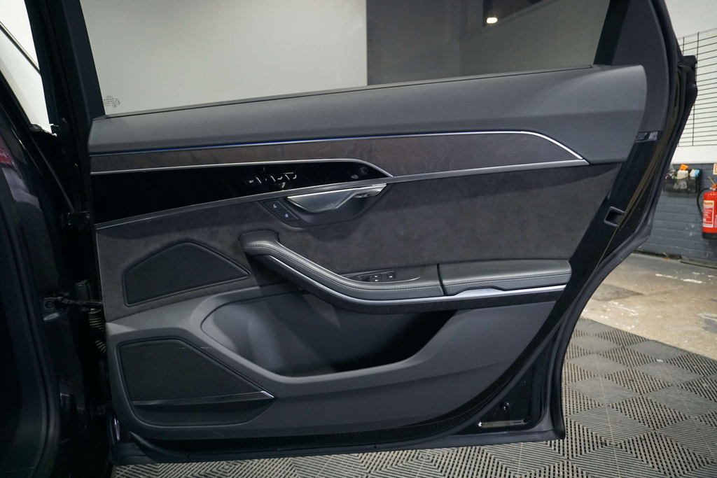 Audi A8 3L Null Black #17