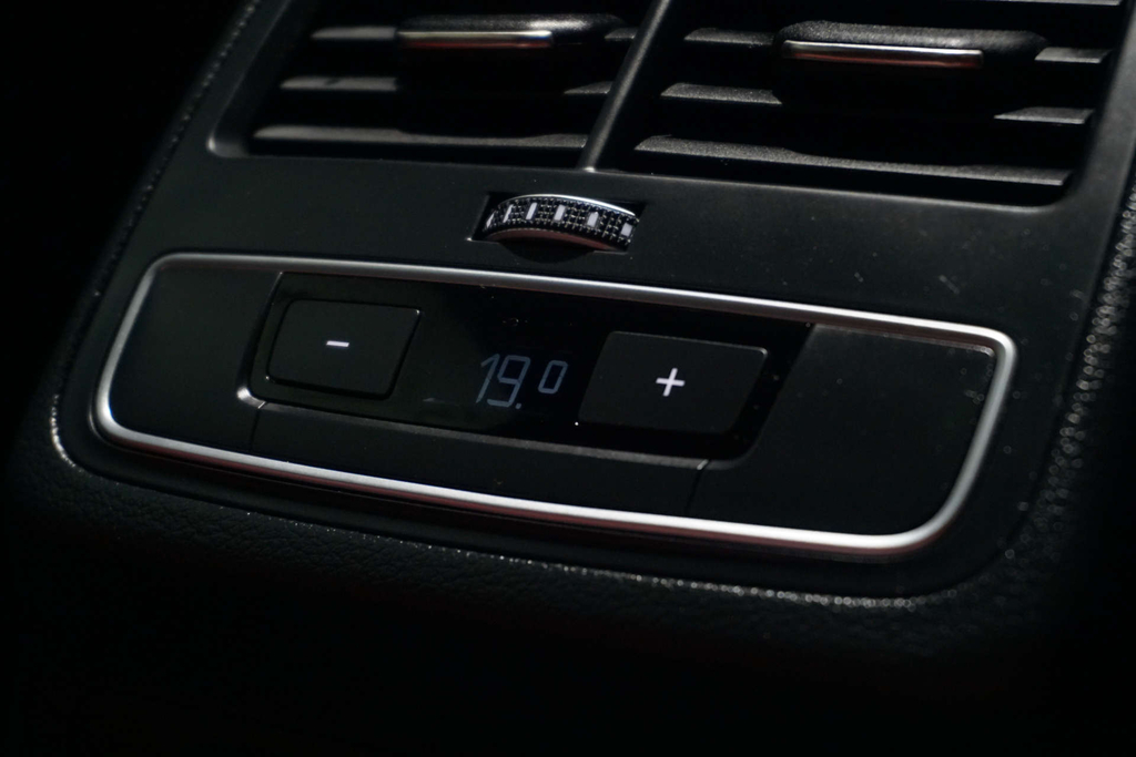 Audi S4 3L Null Blue #47