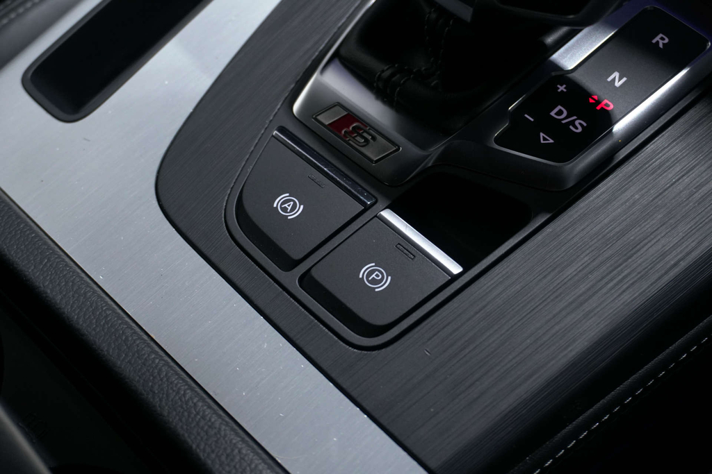 Audi SQ5 3L Null Grey #27
