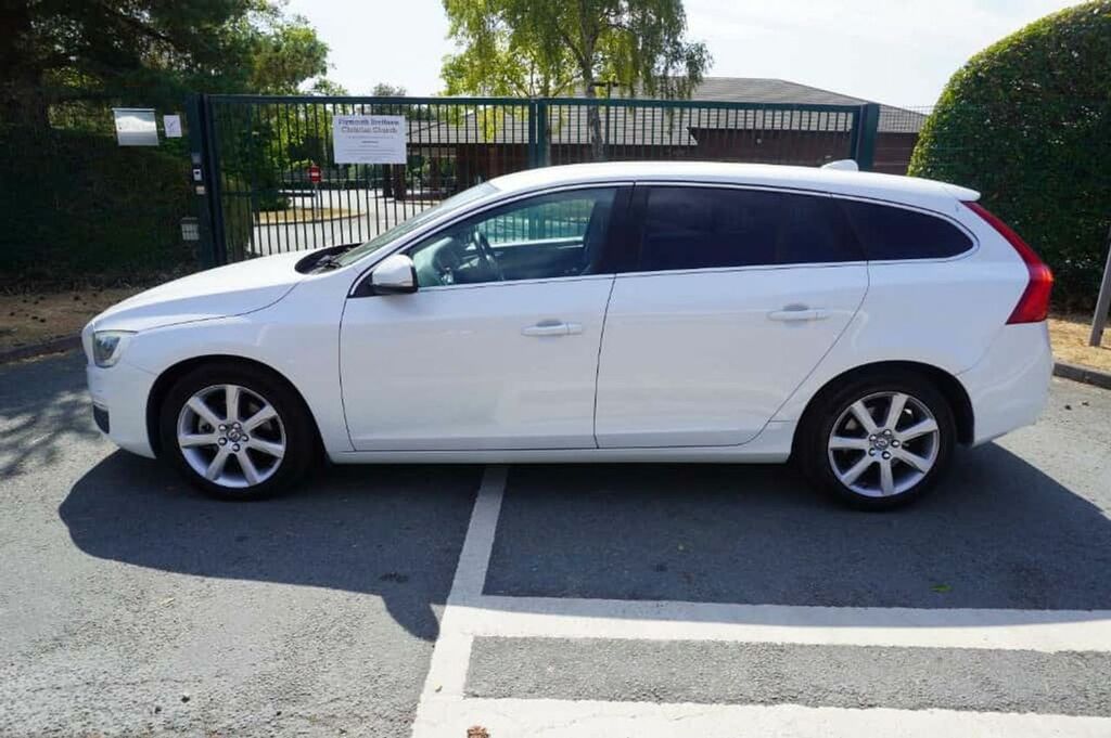 Volvo V60 2.0 D4 Se Lux Nav 31169Miles White #2