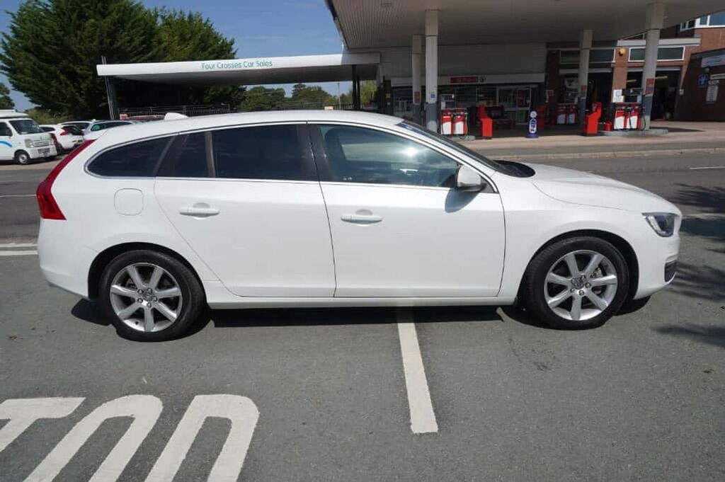 Volvo V60 2.0 D4 Se Lux Nav 31169Miles White #6