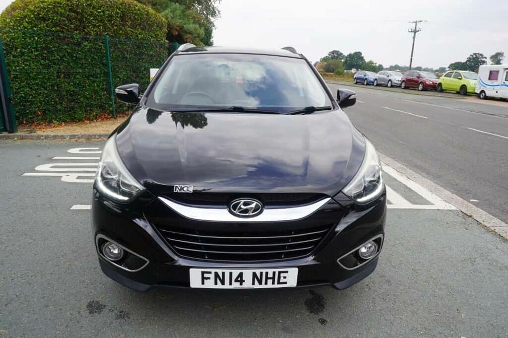 Hyundai Ix35 Se Nav Crdi 4X4 Black #2