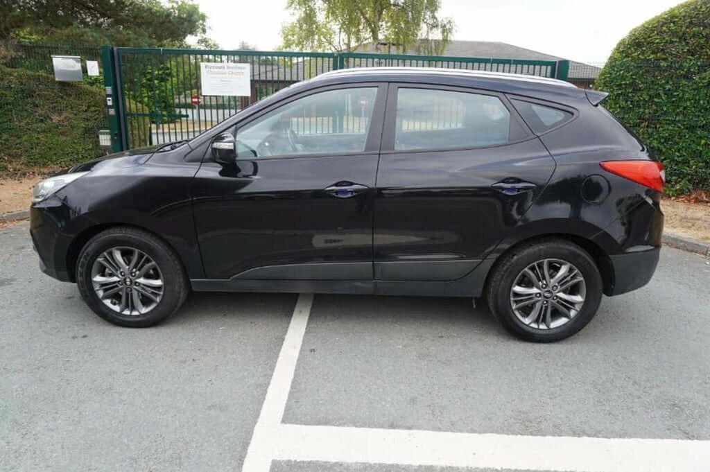 Hyundai Ix35 Se Nav Crdi 4X4 Black #4