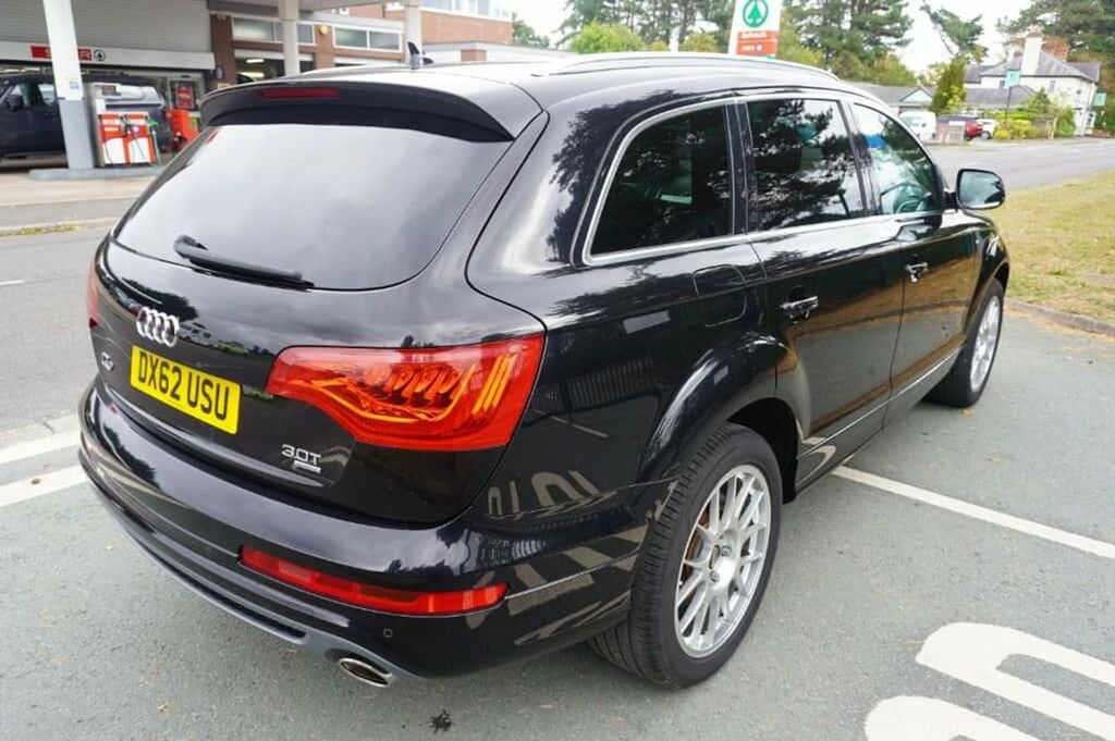 Audi Q7 White #7