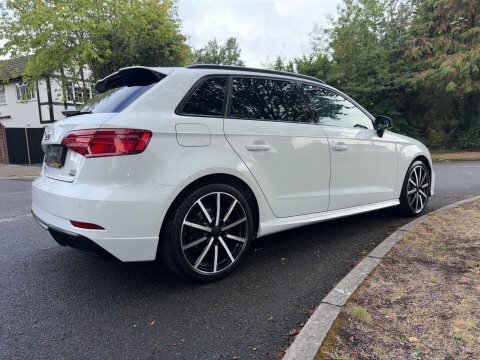 Audi A3 2.0 Tfsi Black WM17VND White #4