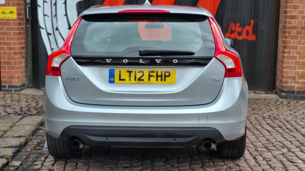 Volvo V60 2.4 D5 Se Lux Silver #11