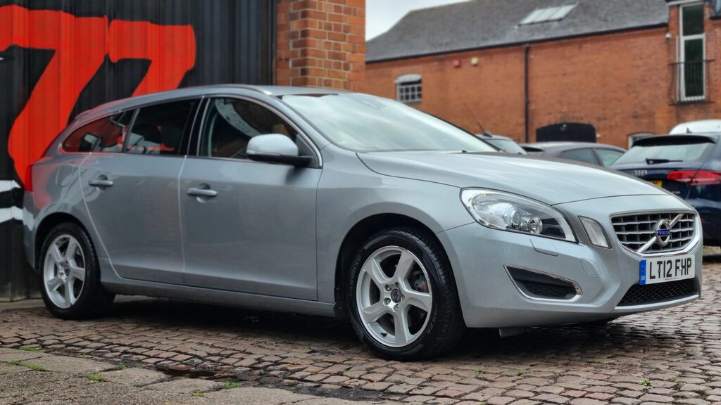 Volvo V60 2.4 D5 Se Lux Silver #13
