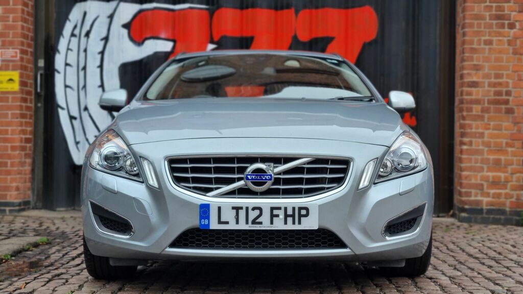 Volvo V60 2012 1.6 T4 Se Lux Estate Powershift Eu Silver #3