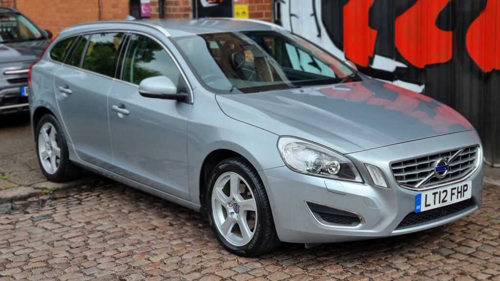 Volvo V60 2.4 D5 Se Lux Silver #8