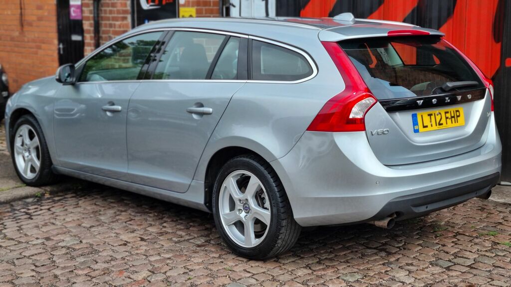 Volvo V60 2.4 D5 Se Lux Silver #9