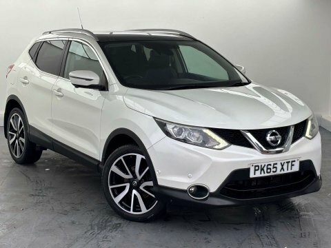 Nissan Qashqai 1.2 Dig-t Tekna White