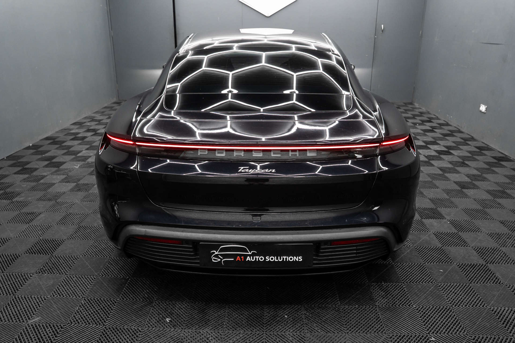 Porsche Taycan 4X2 #3