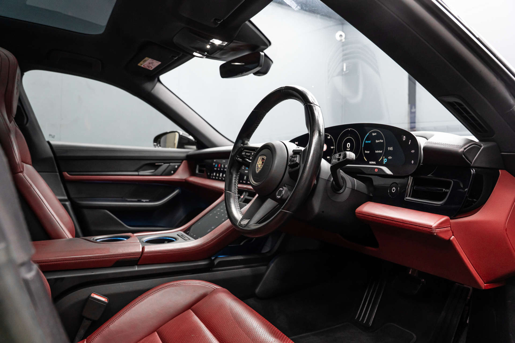 Porsche Taycan 4X2 #2