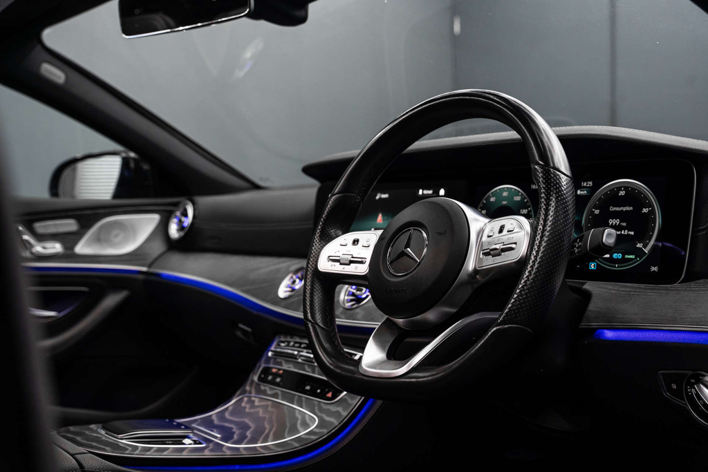 Mercedes-Benz CLS Cls300 Amg Line Night Edition Premium D Mhev 4Mat  #2
