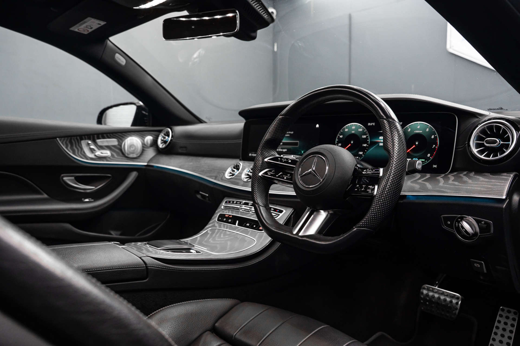 Mercedes-Benz E Class Amg Line Night Edition Premium #4