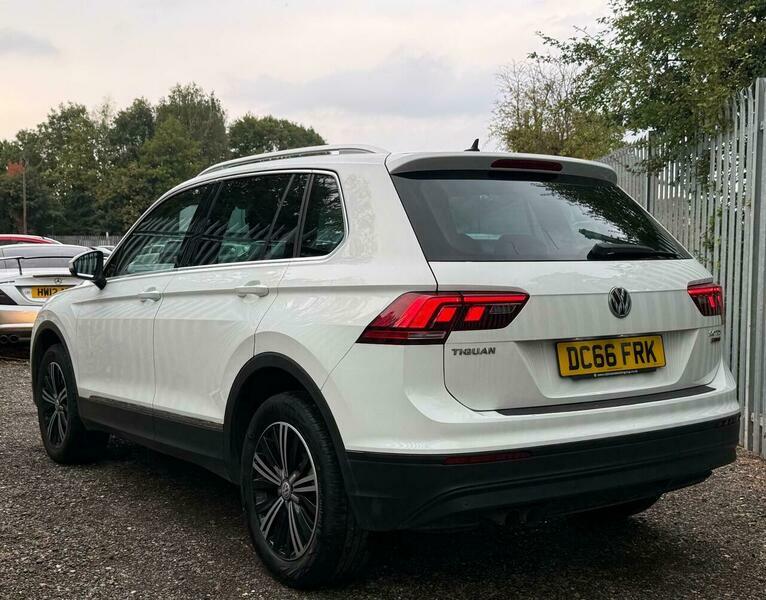 Volkswagen Tiguan 2.0 Tdi Bluemotion Tech White #4