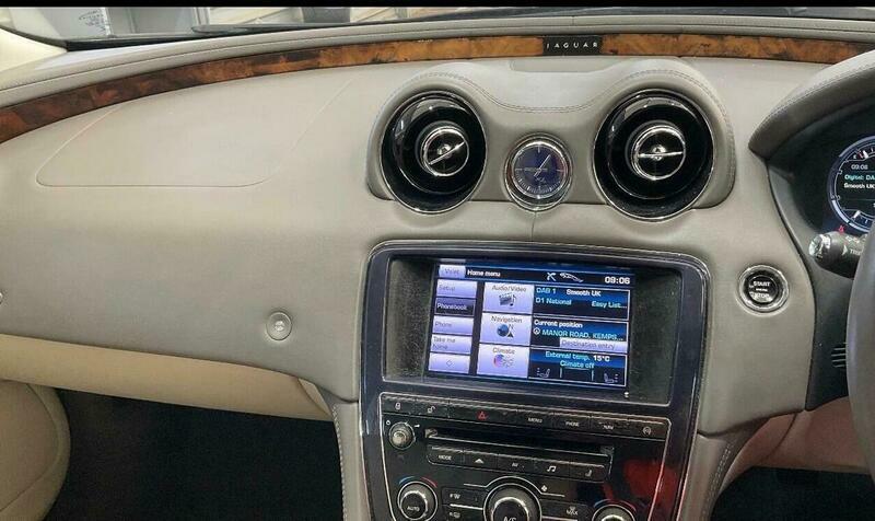 Jaguar XJ 3.0 D Blue #10