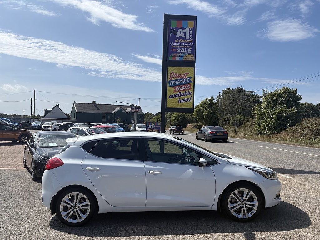 Kia Ceed Crdi Ecodynamics 4 White #5