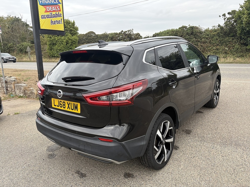 Nissan Qashqai Dig-t Tekna LJ68XUM Black #3