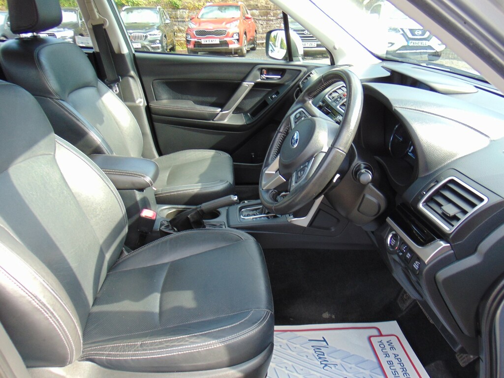 Subaru Forester Xt Red #8