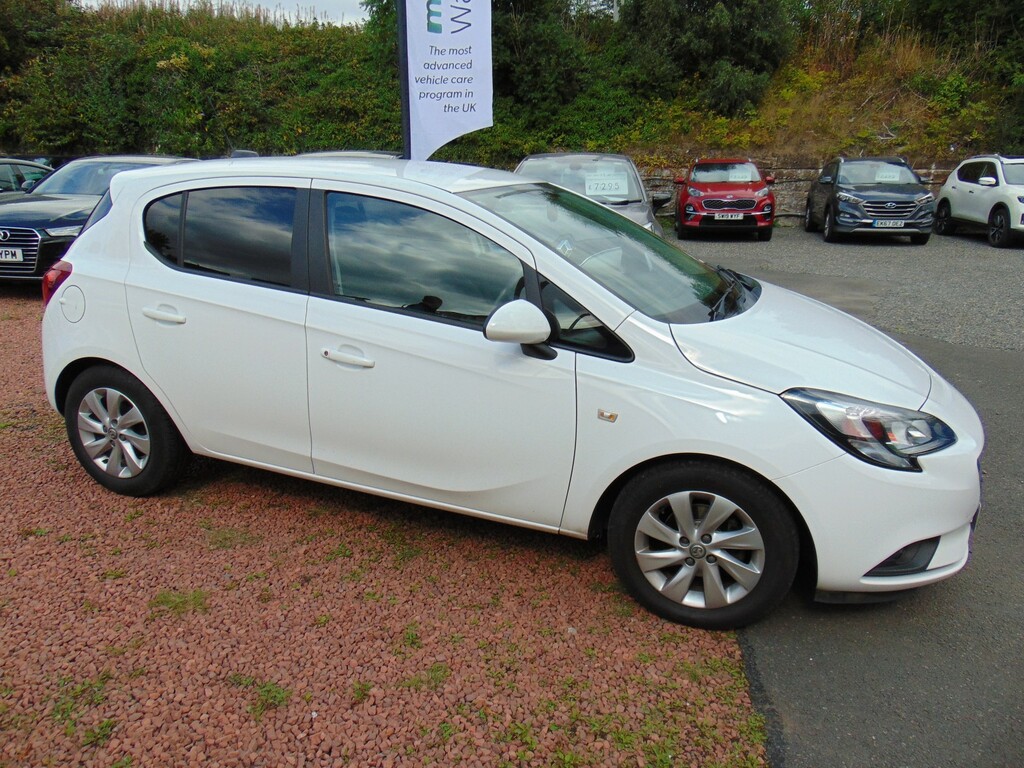 Vauxhall Corsa Hatchback 1.4 I Ecotec Design Mot September 2027 DU68UKG White #3