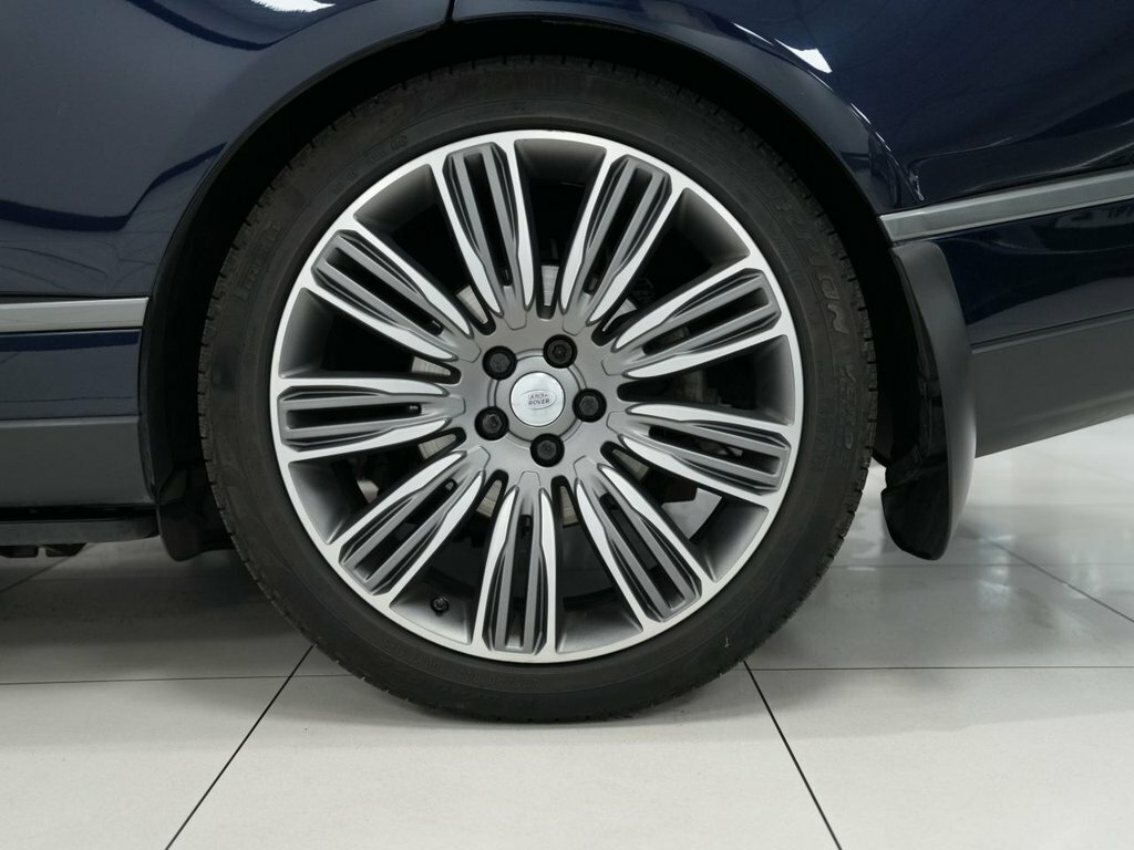 Land Rover Range Rover 3L Autobiography 5dr CX69ZWW Blue #5