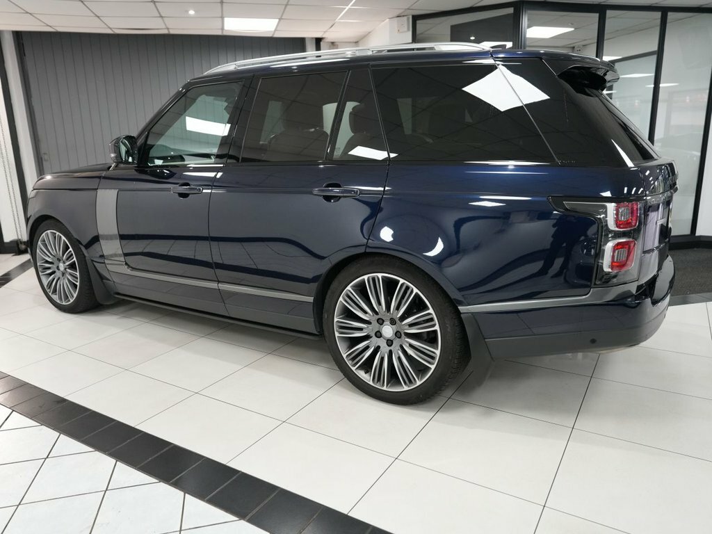 Land Rover Range Rover 3L Autobiography 5dr CX69ZWW Blue #6