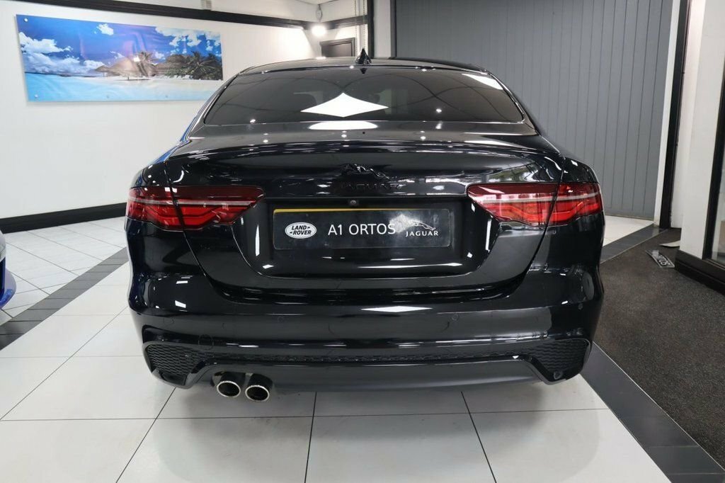 Jaguar XE 2L R-dynamic Hse Black Black #5