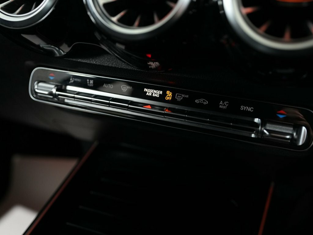 Mercedes-Benz GLB Class Suv Red #29
