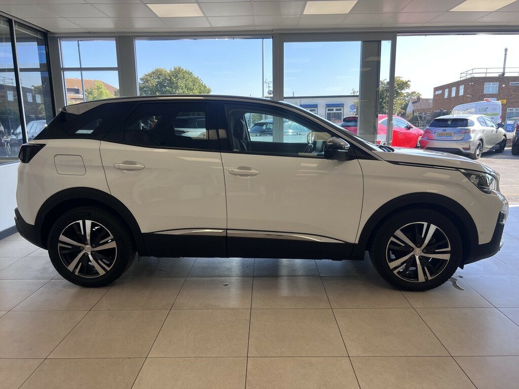 Peugeot 3008 Suv 1.2 Puretech Allure 2017 AF67CZC White #4