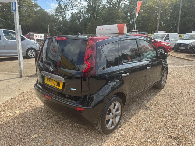 Nissan Note Red #7
