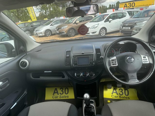 Nissan Note Red #24