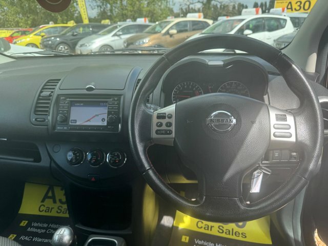 Nissan Note Red #30