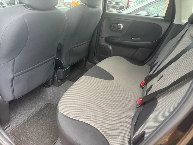 Nissan Note Red #31