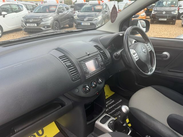 Nissan Note Red #33