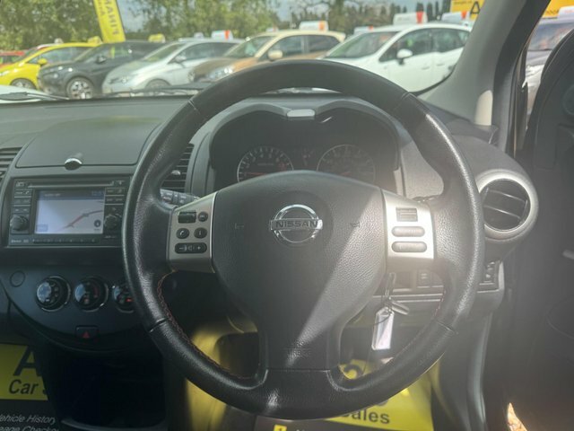 Nissan Note Red #19
