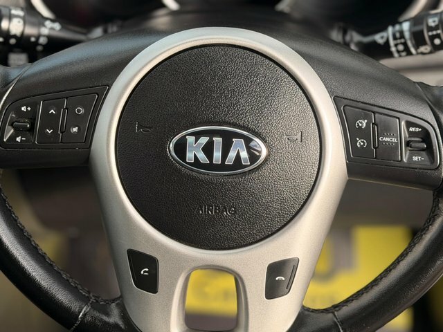 Kia Venga 2 Isg Red #38