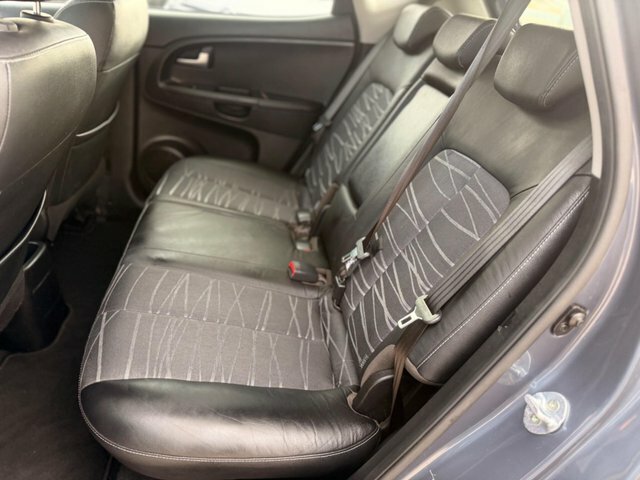 Kia Venga 2 Isg Red #27