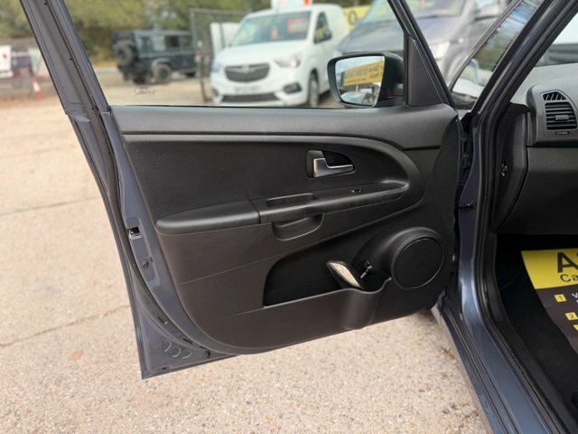 Kia Venga 2 Isg Red #25
