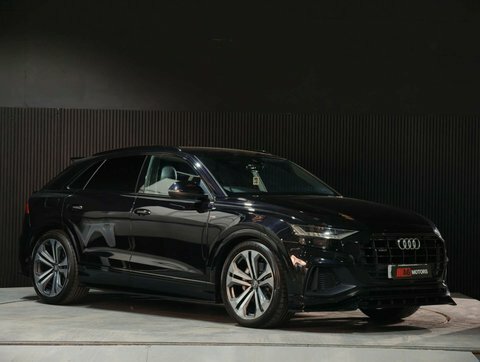 Audi Q8 3.0 Tdi V6 Black #2