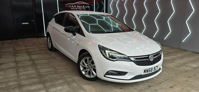 Vauxhall Astra 1.6 Cdti Ecotec Blueinjection Tech Line Nav Hatchb White