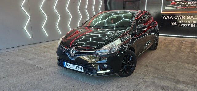 Renault Clio 0.9 Tce Dynamique Nav Hatchback MK17UYN Black #2