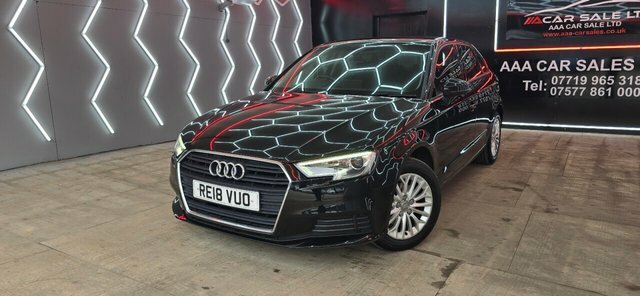 Audi A3 1.0 Tfsi Se Technik Sportback Eu RE18VUO Black #2