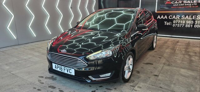 Ford Focus 1.0T Ecoboost Titanium Hatchback AP18FVC Black #5