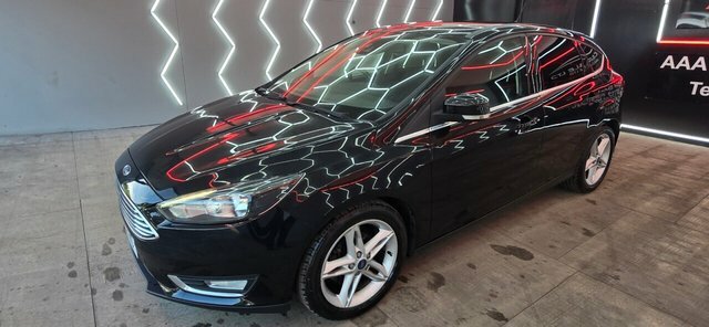 Ford Focus 1.0T Ecoboost Titanium Hatchback AP18FVC Black #6