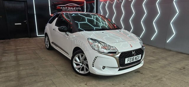 DS DS 3 1.2 Puretech Connected Chic Hatchback M White