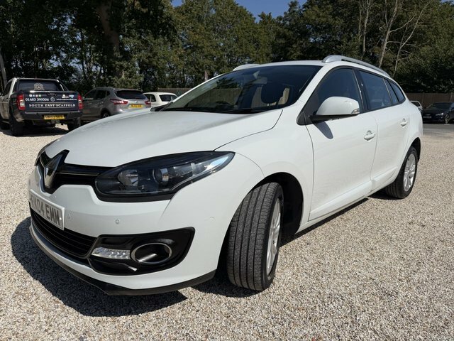 Renault Megane 1.5 Dci Dynamique Nav Sport Tourer Manu White #3
