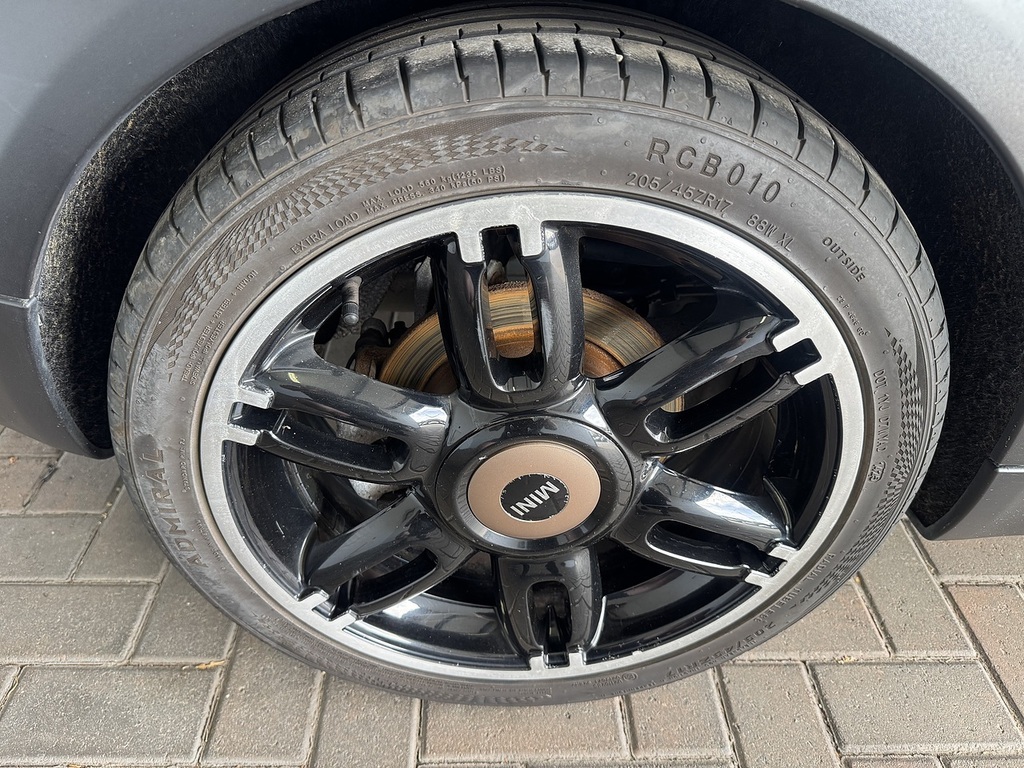 Mini Clubman Cooper D  #22