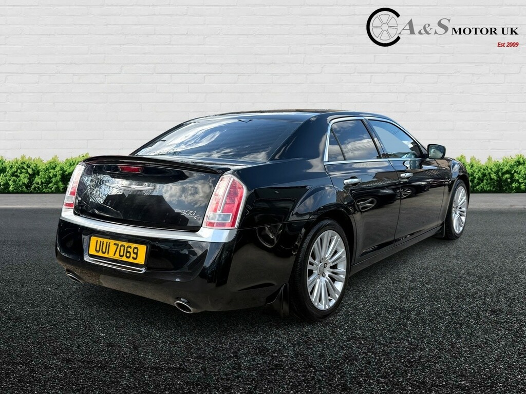 Chrysler 300C Saloon 3.0 Crd V6 Executive 201313 Black #4